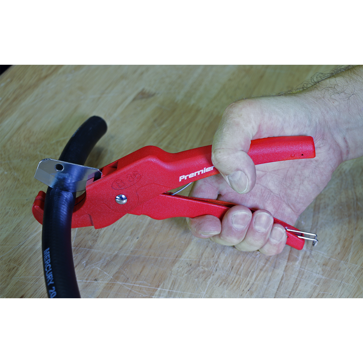 Rubber & Reinforced Hose Cutter 3-36mm