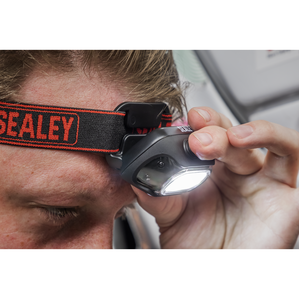 Rechargeable Head Torch with Auto-Sensor 8W COB LED