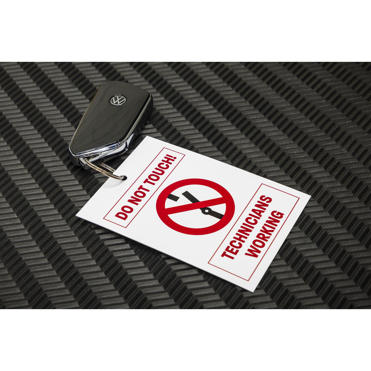 Hybrid/Electric Vehicle Keyring Warning Tag