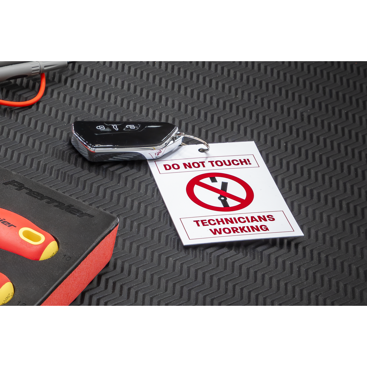 Hybrid/Electric Vehicle Keyring Warning Tag