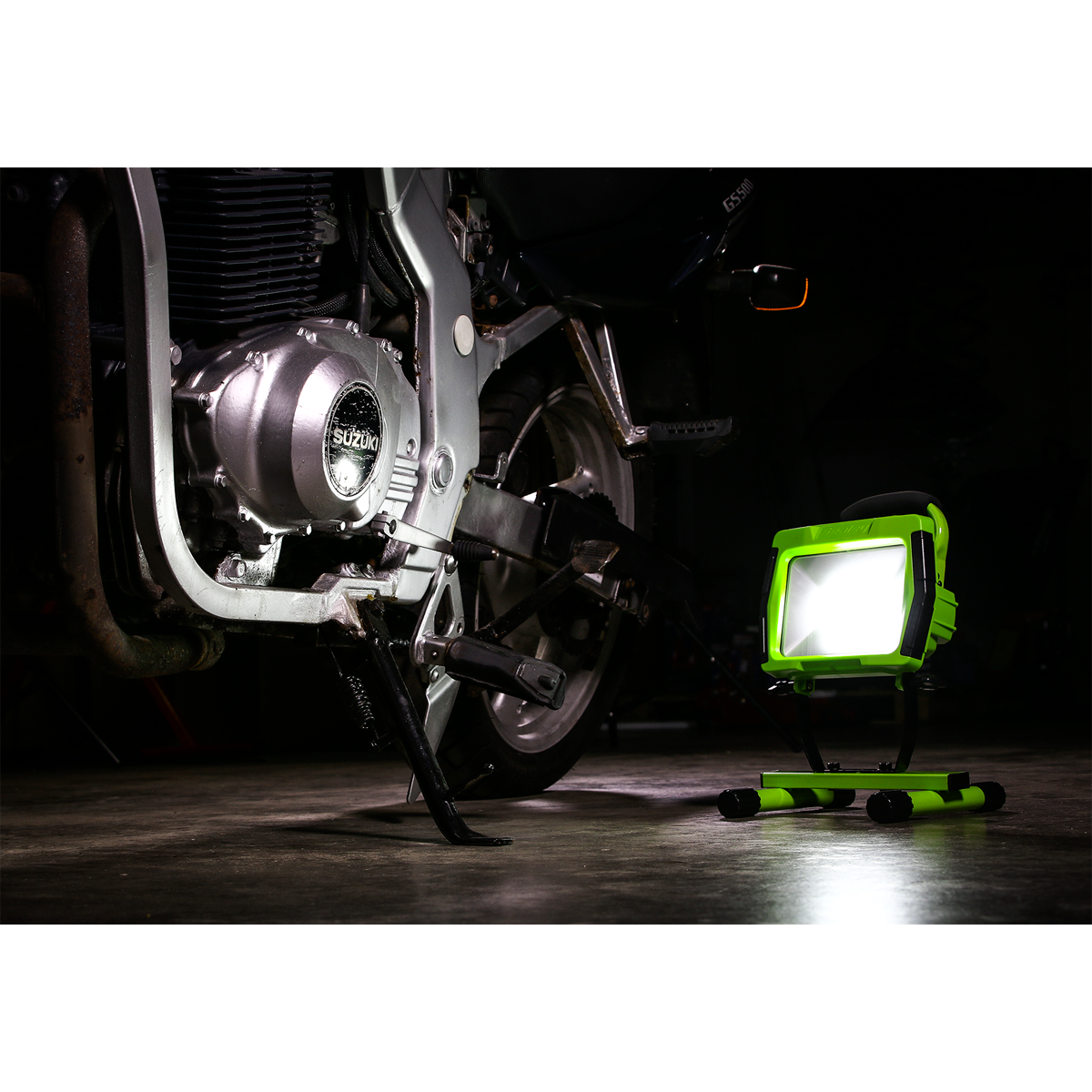 Rechargeable Portable Floodlight 10W SMD LED