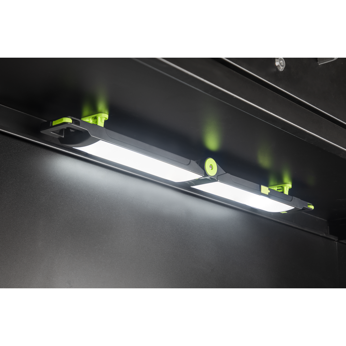 3-in-1 Folding Floodlight 10W SMD LED