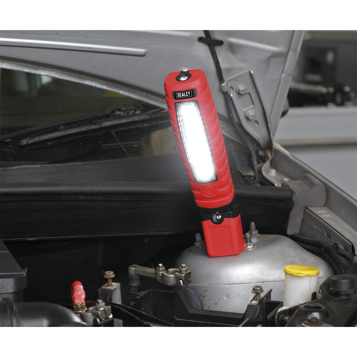Rechargeable 360° Inspection Light 8W & 3W SMD LED - Red