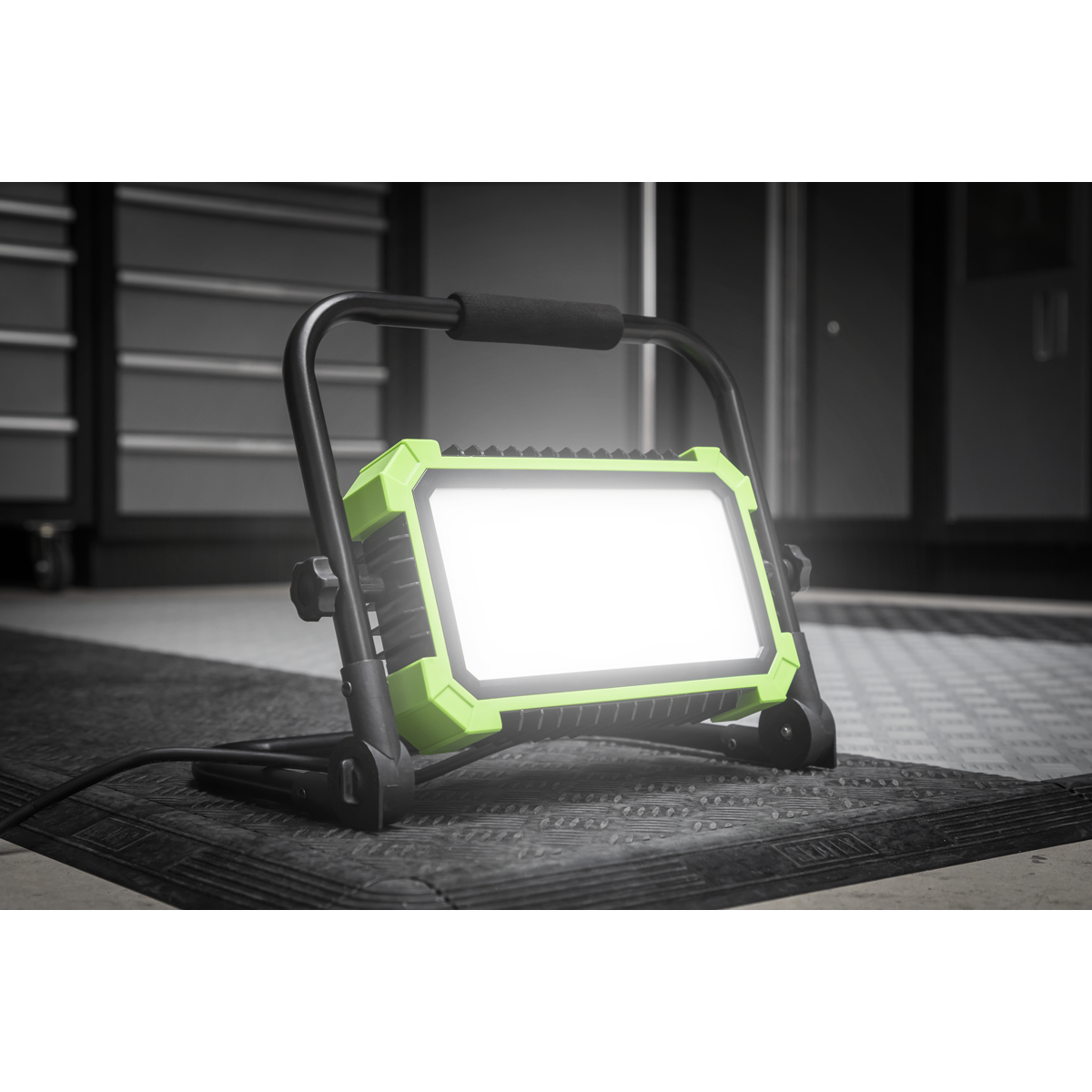 Portable Floodlight 50W SMD LED 230V