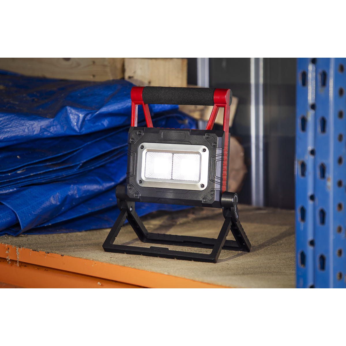Rechargeable Solar Powered Portable Floodlight 15W COB LED