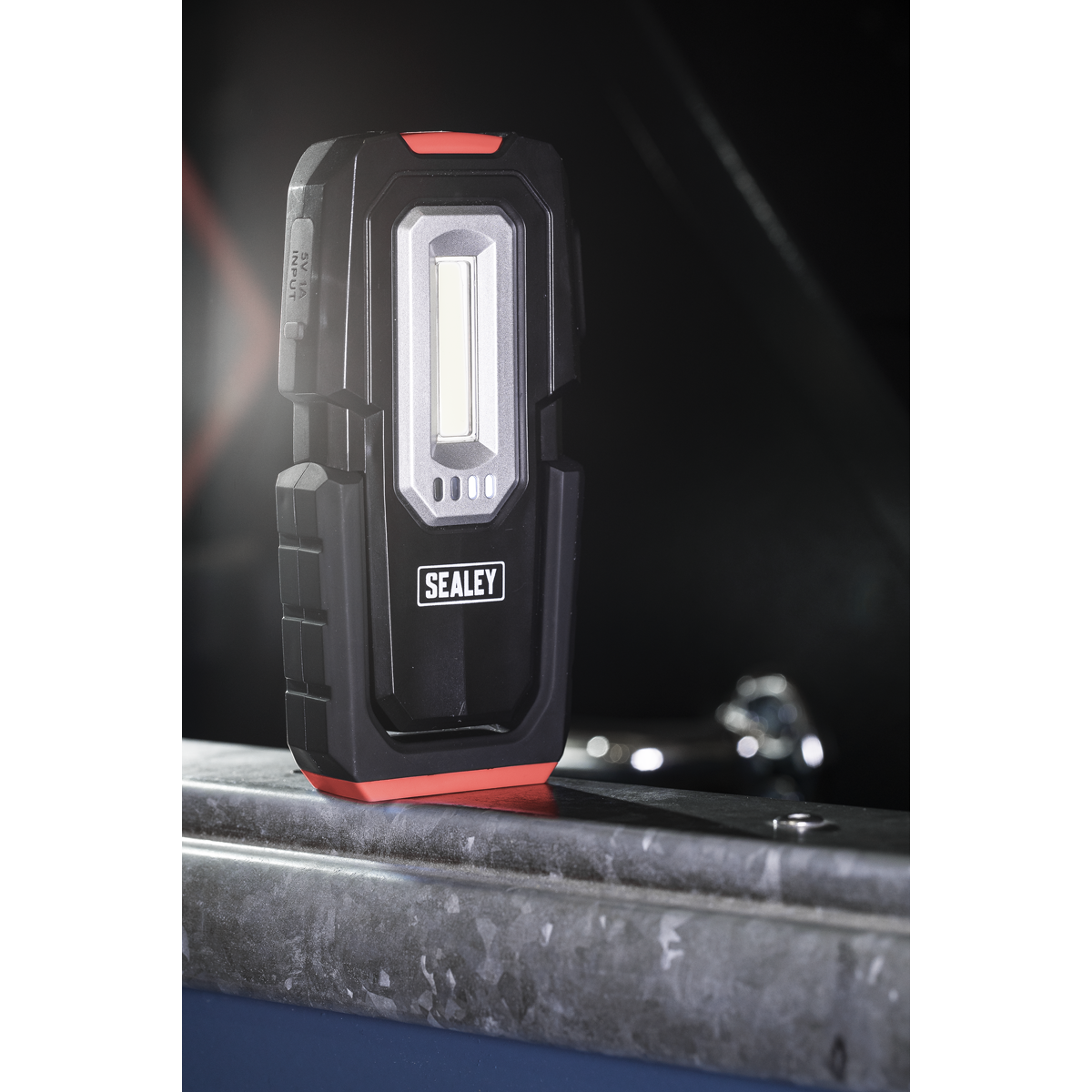 Inspection Light with Double Wireless Charging Base 3W & 5W COB LED