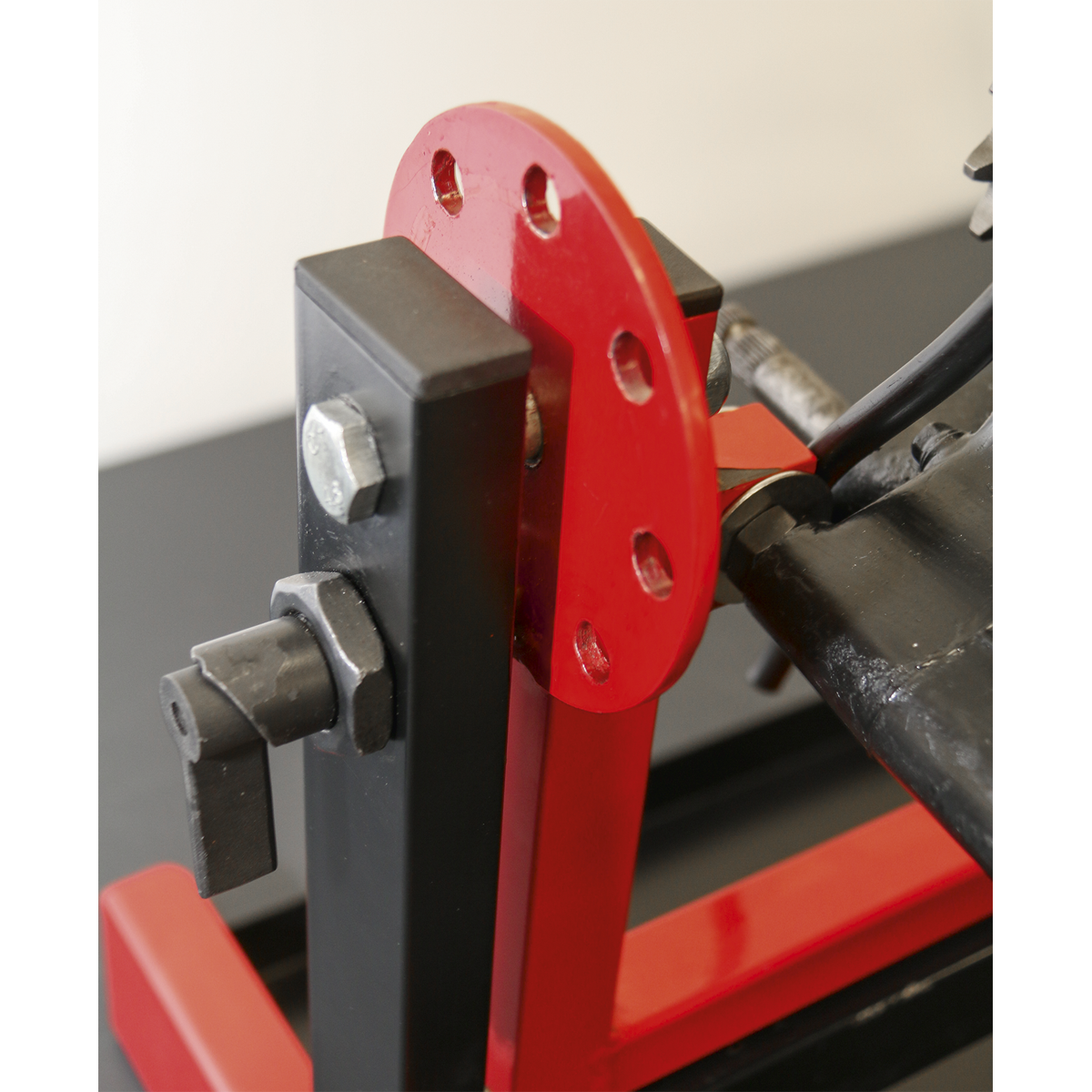 Motorcycle Engine Stand, Single/Twin Cylinder 30kg Capacity