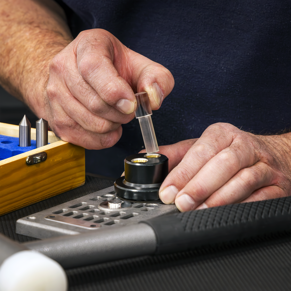 Optical Centre Punch Set