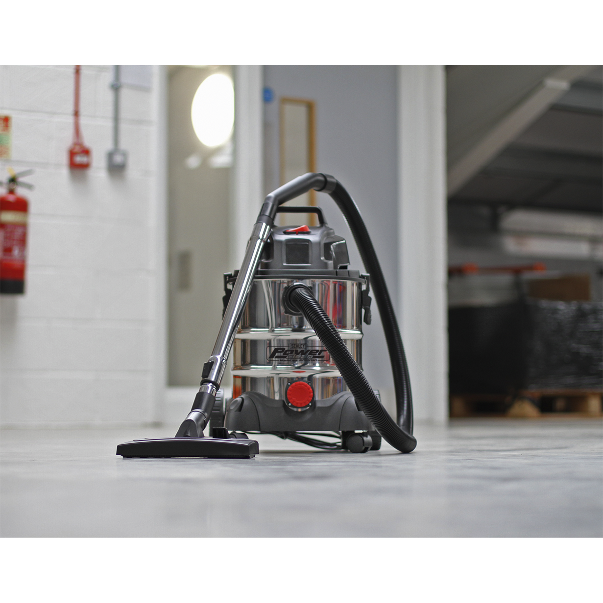 Vacuum Cleaner Wet & Dry Stainless Drum 20L 1250W