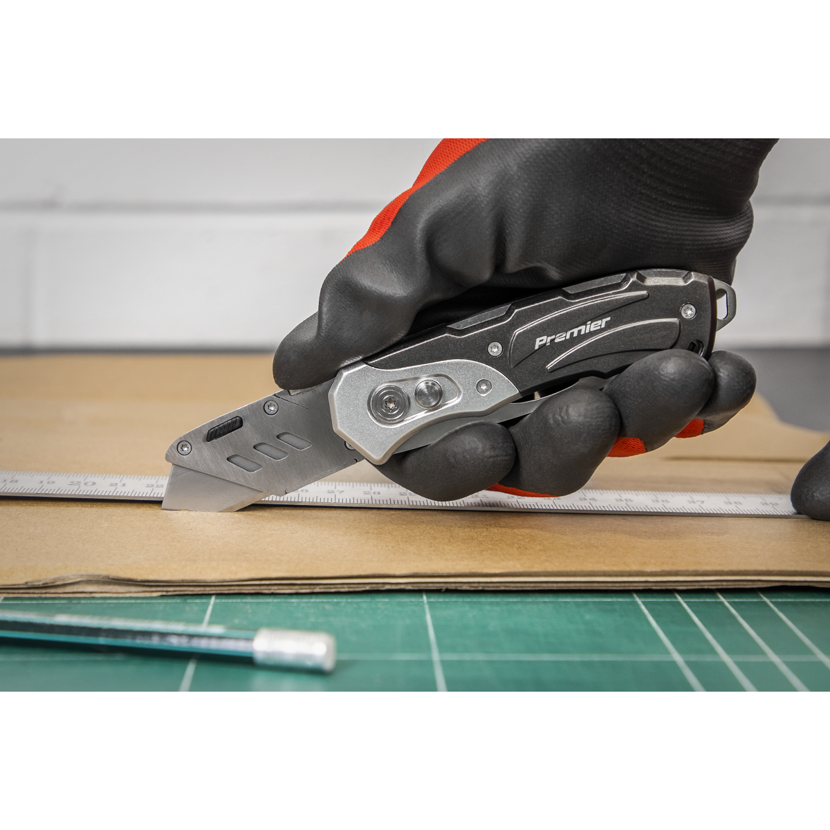 Premier Locking Pocket Knife Twin-Blade