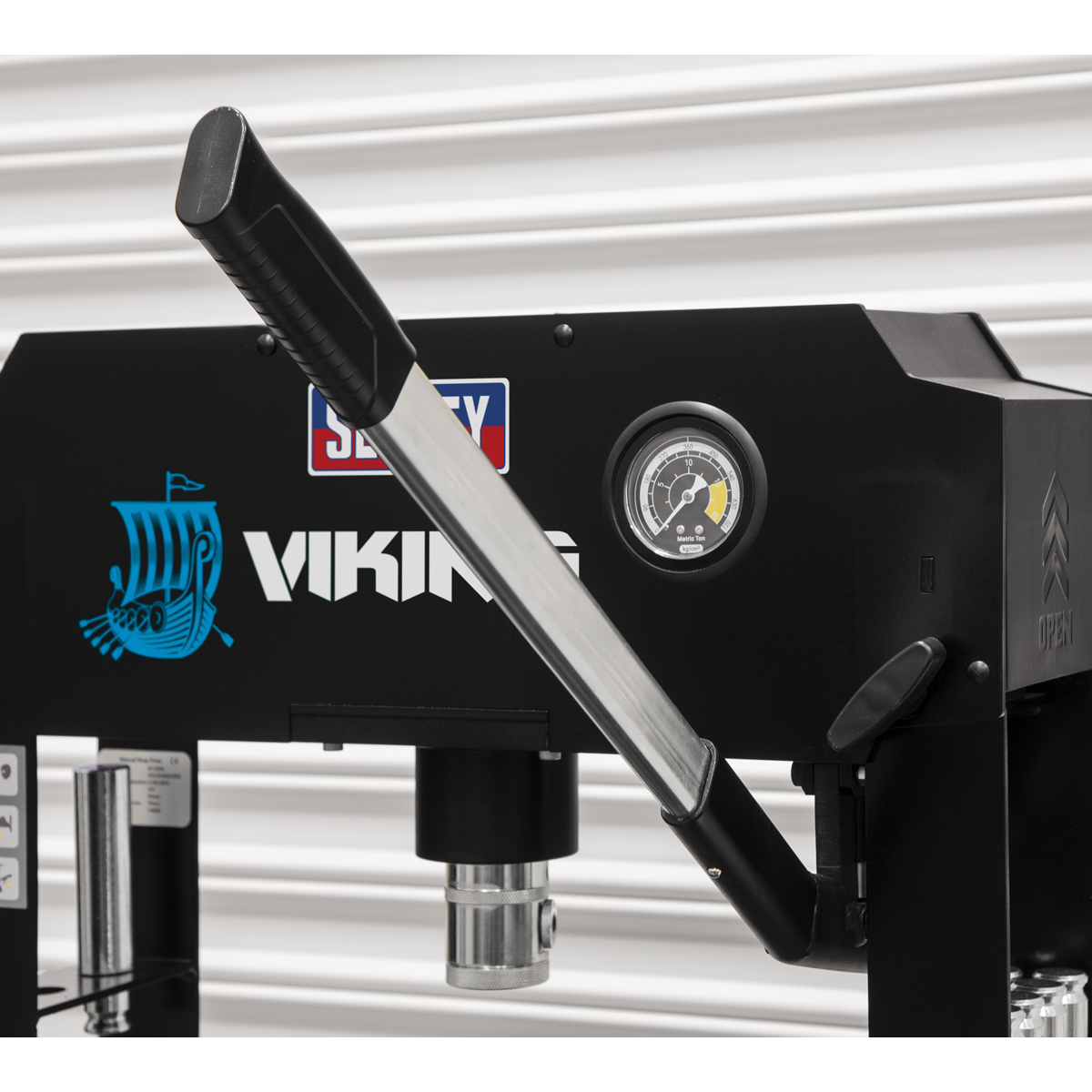 Viking Bench Type Hydraulic Press 15 Tonne