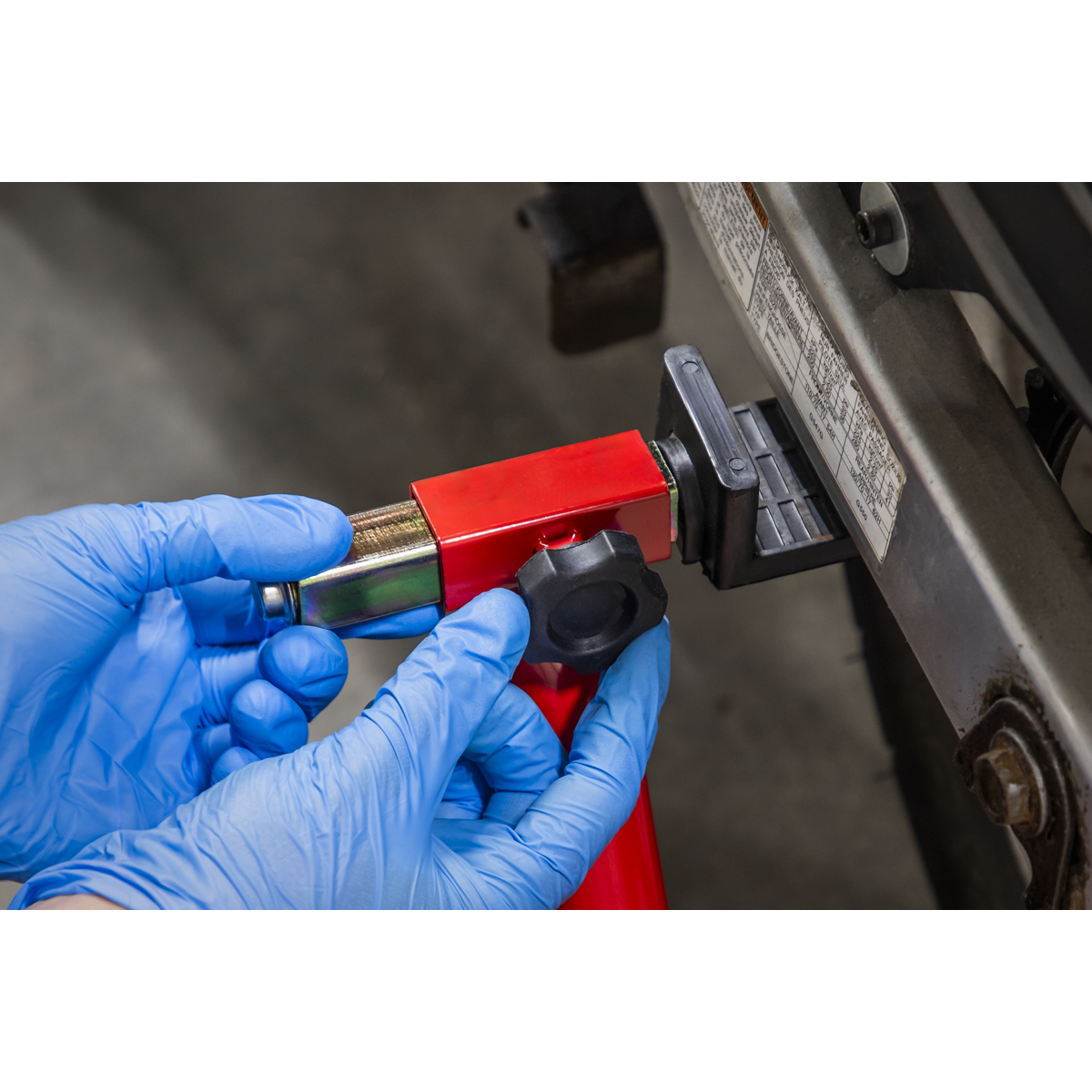 Universal Rear Paddock Stand with Rubber Supports