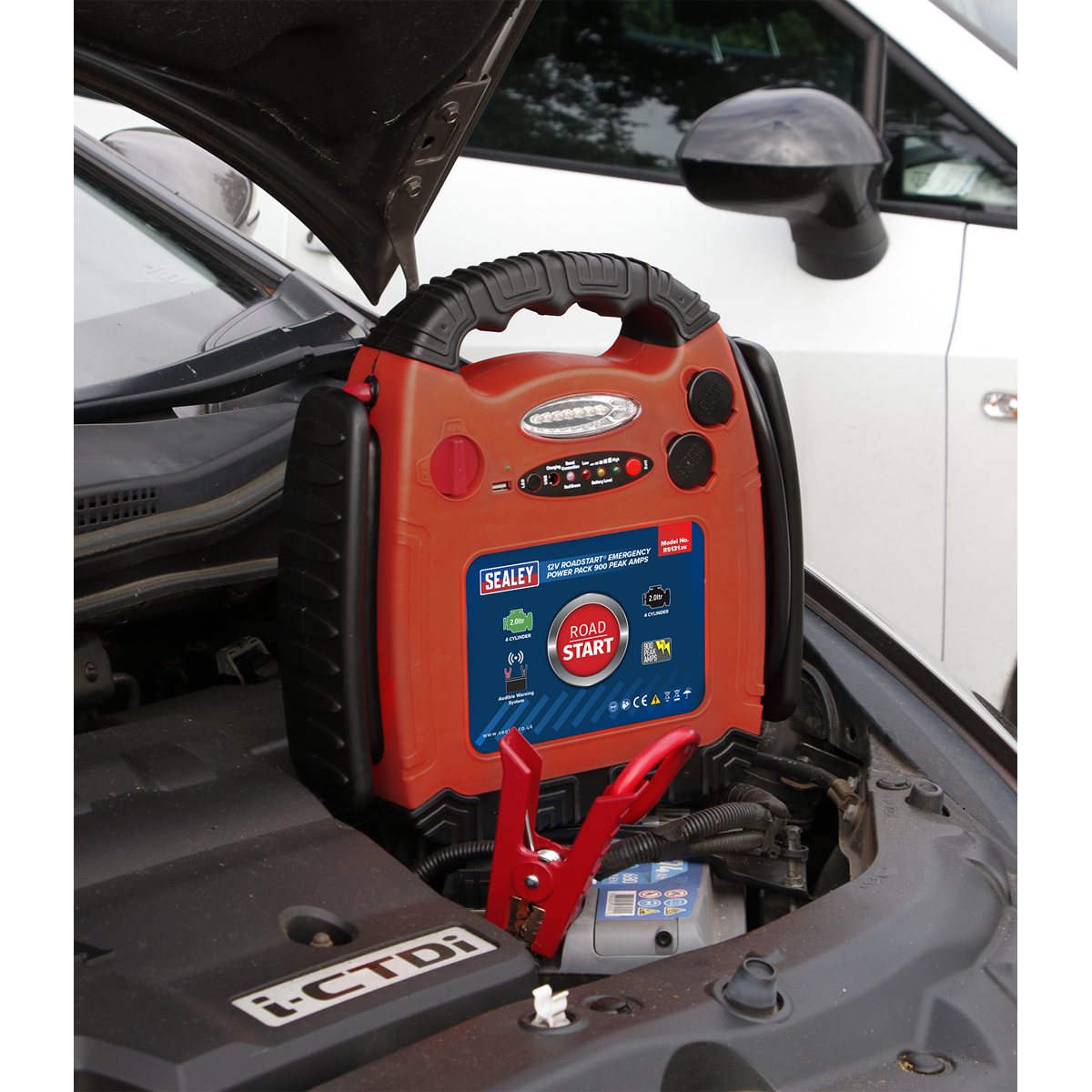 RoadStart® 12V Emergency Jump Starter 900 Peak Amps