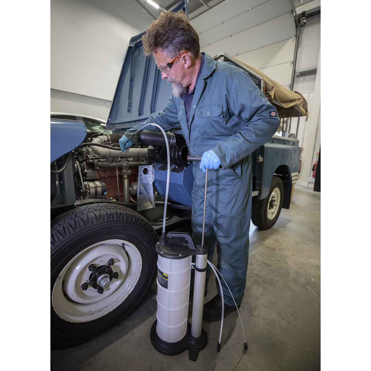 Manual Vacuum Oil & Fluid Extractor 9L