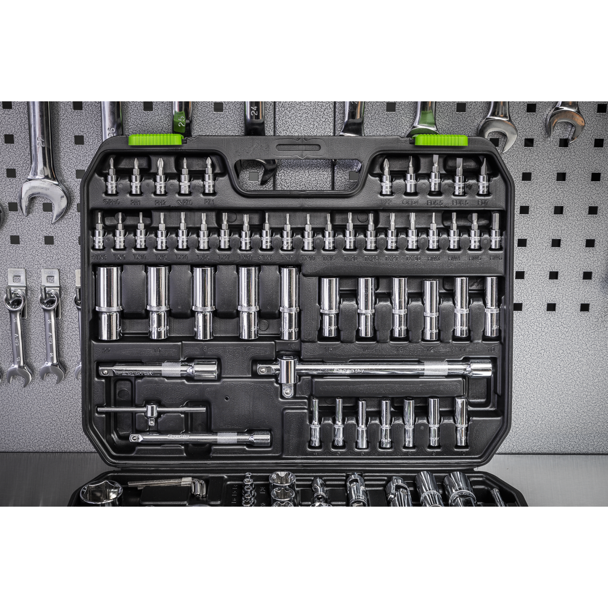 Siegen Socket Set 1/4", 3/8" & 1/2"Sq Drive 171pc
