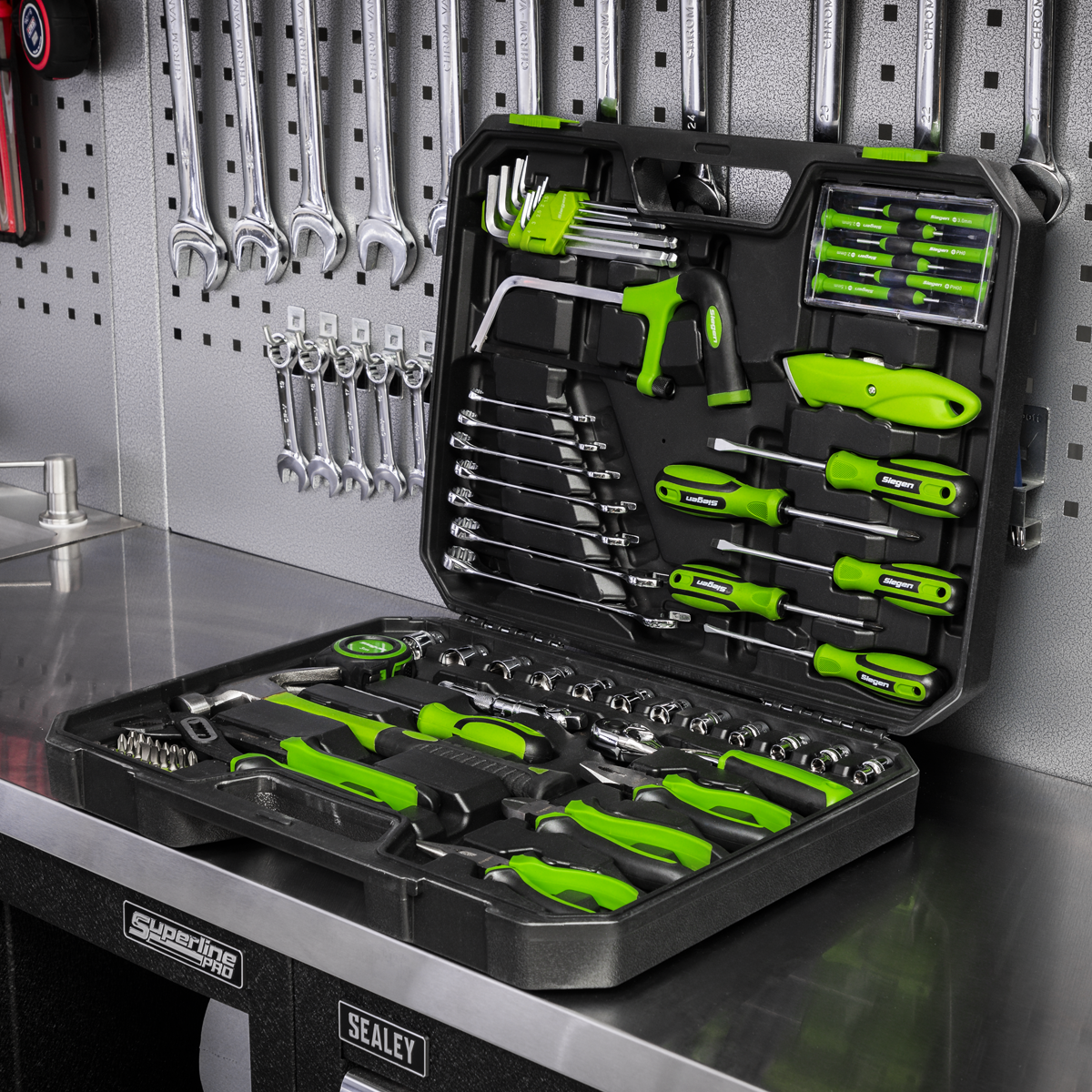Siegen Tool Kit 84pc