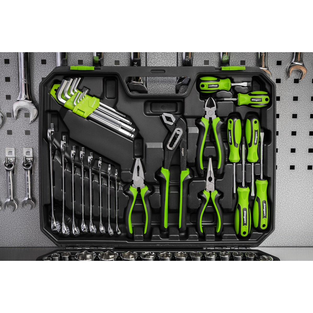 Siegen Mechanic's Tool Kit 135pc
