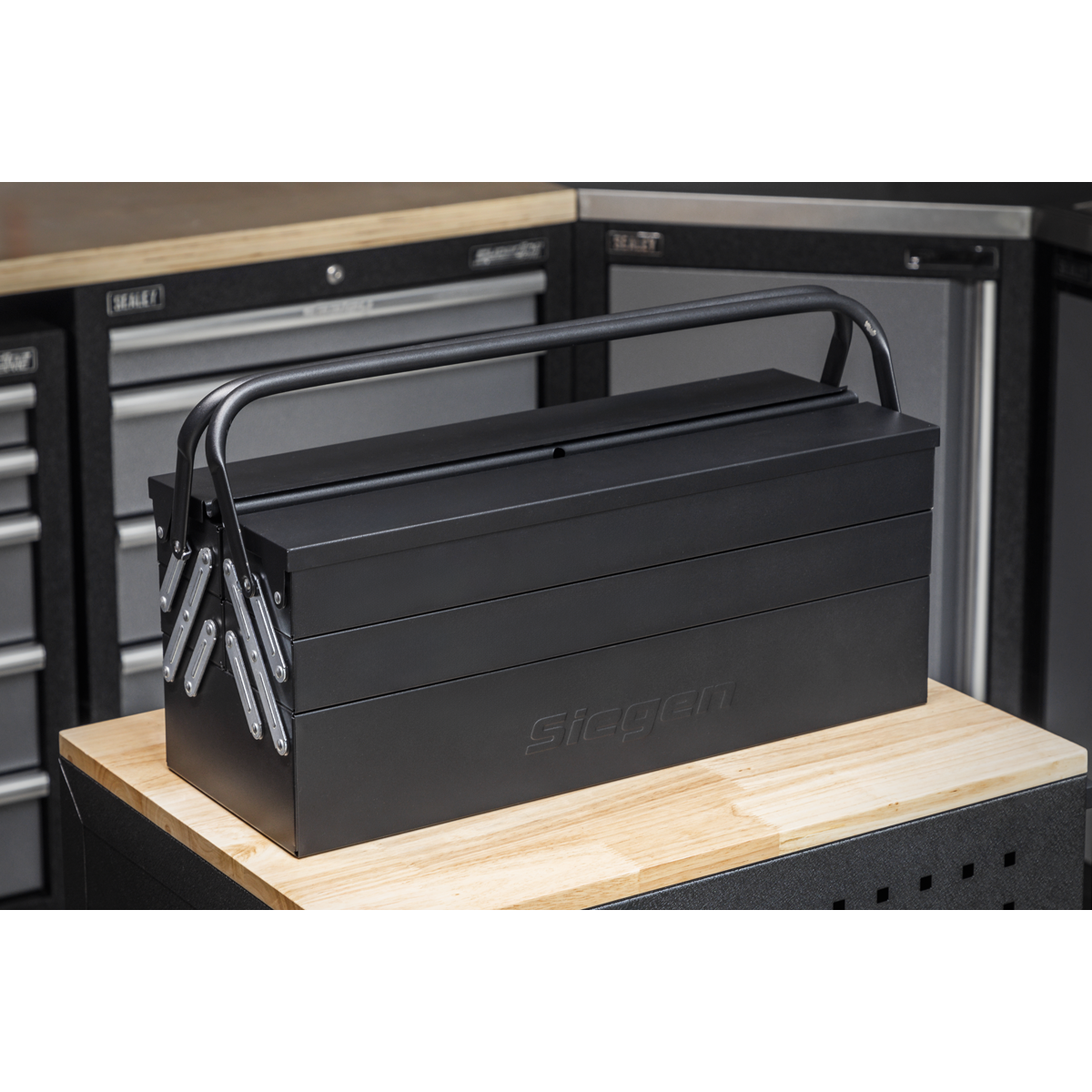 Siegen Cantilever Toolbox with Tool Kit 86pc