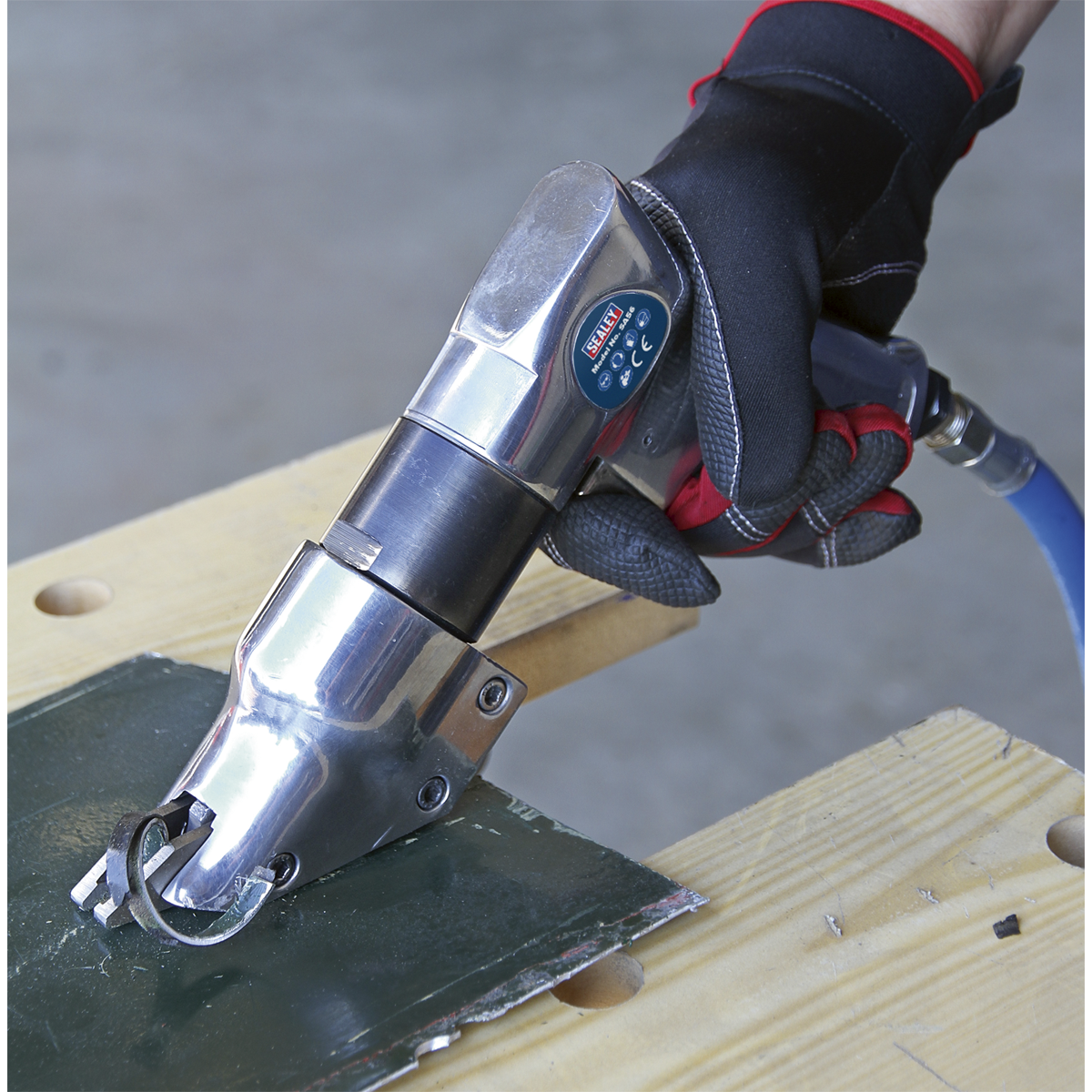 Pistol Type Air Shears