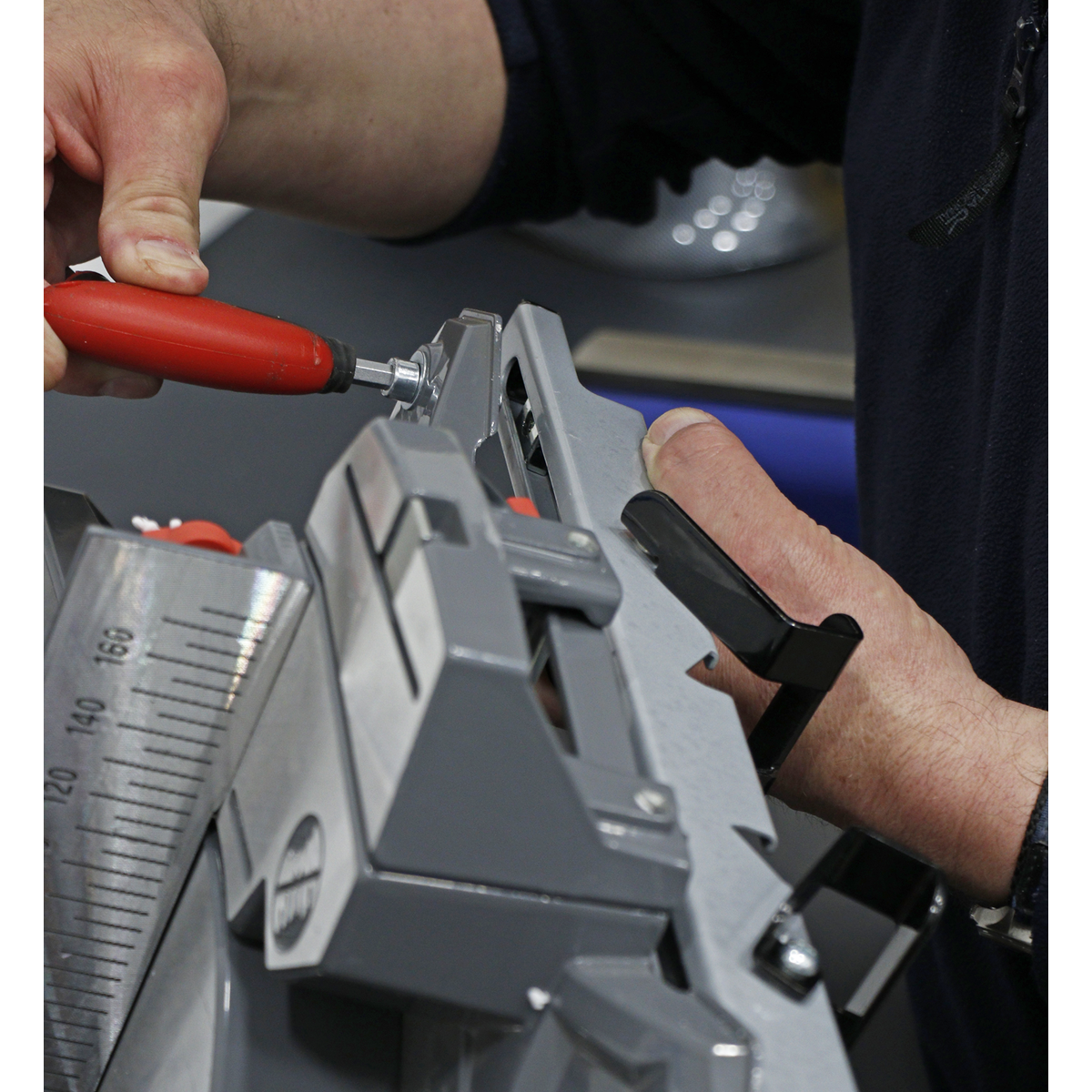 Benchclaw® Mitre Saw Workbench Clamp