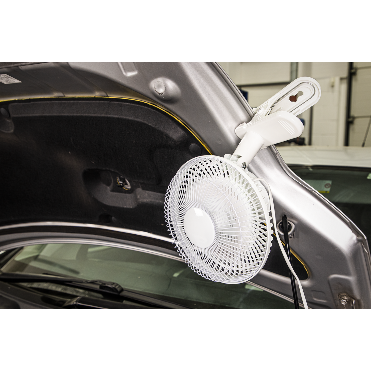 2-Speed Clip-On Fan 8" 230V