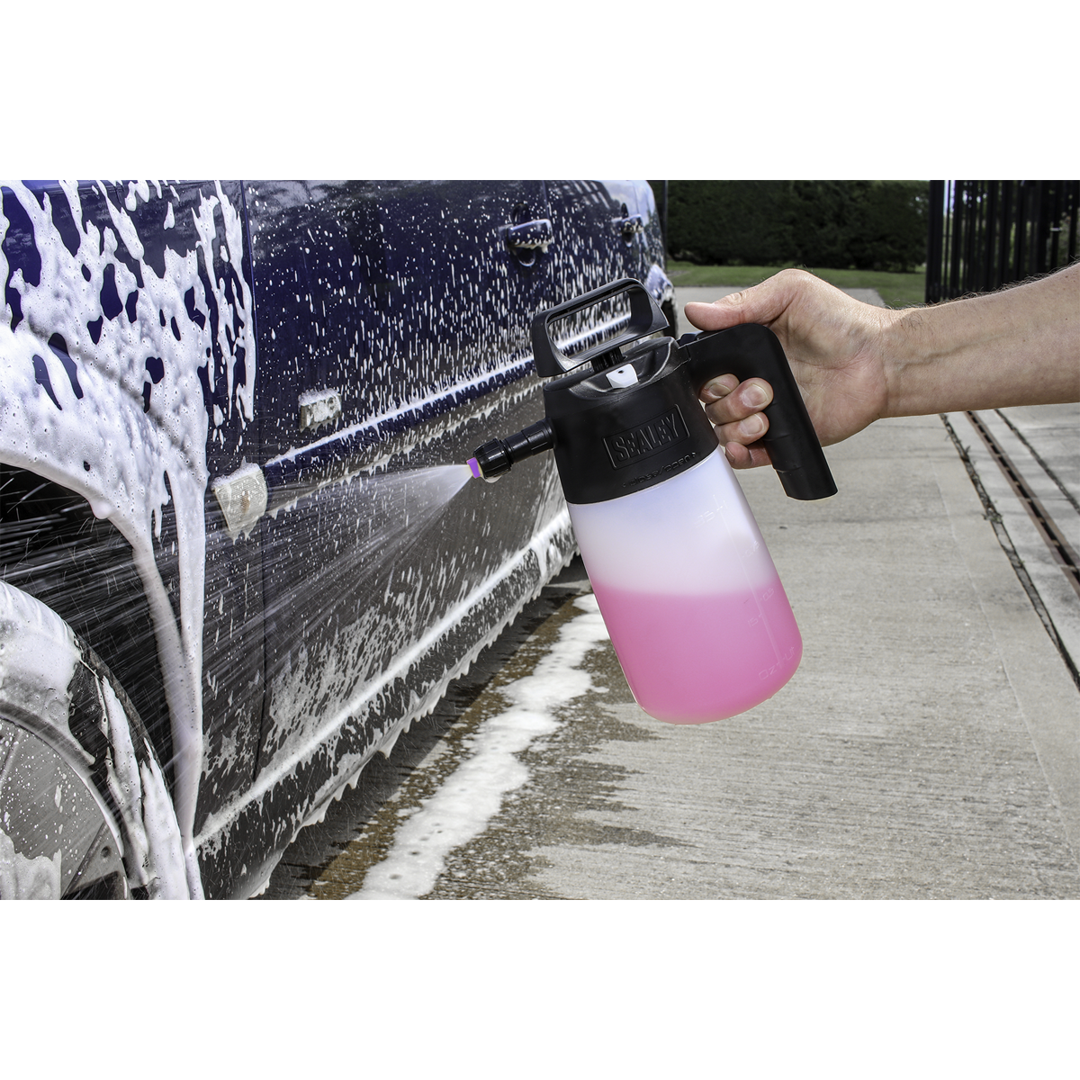 Premier Snow Foaming/Maintenance Pressure Sprayer