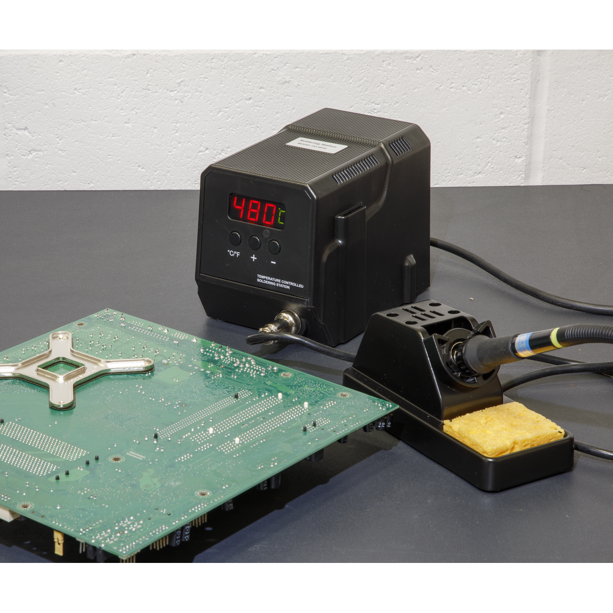Soldering Station 60W/230V