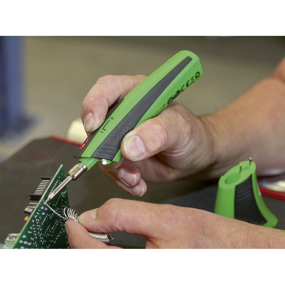 Premier Soldering Iron Rechargeable 6W