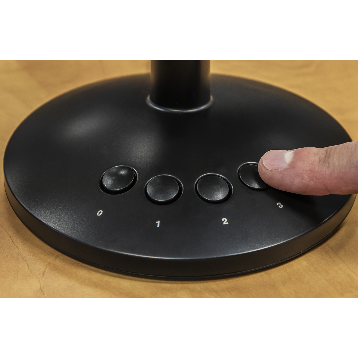 3-Speed Oscillating USB Desk Fan 6"