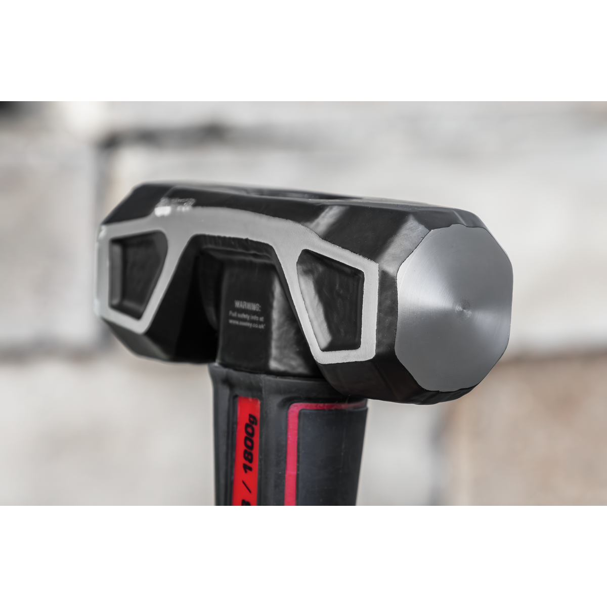 Premier Short Handle Sledge Hammer with Fibreglass Shaft 4lb