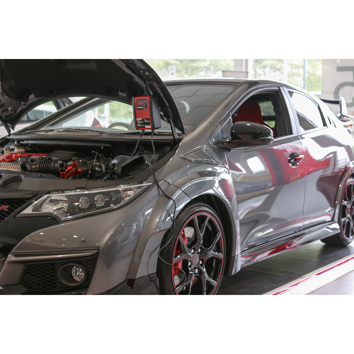 12V Intelligent Speed Charge Battery Charger/Maintainer 10A