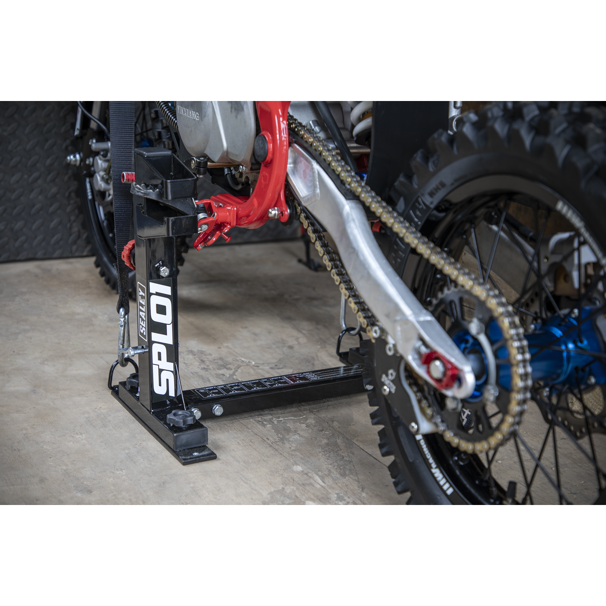 Motocross Bike Fast Lock Tie Down System