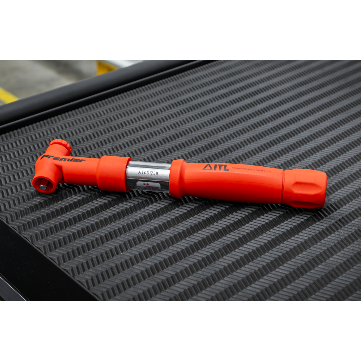 Premier Insulated Torque Wrench 1/4"Sq Drive 2-12Nm
