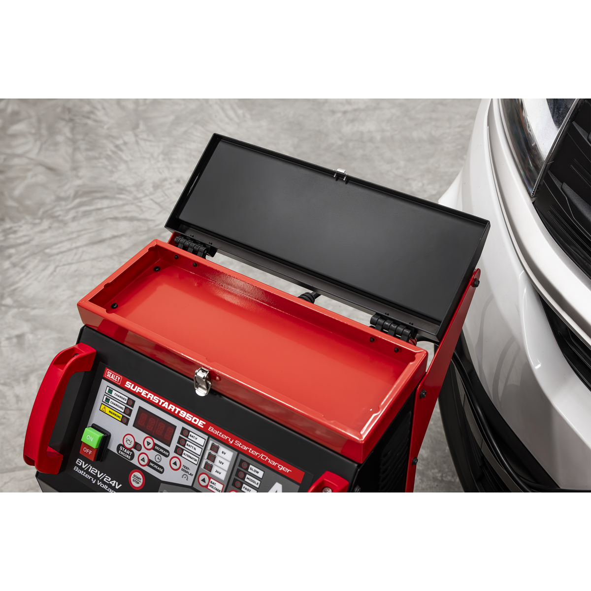 6/12/24V Battery Starter/Charger 950A