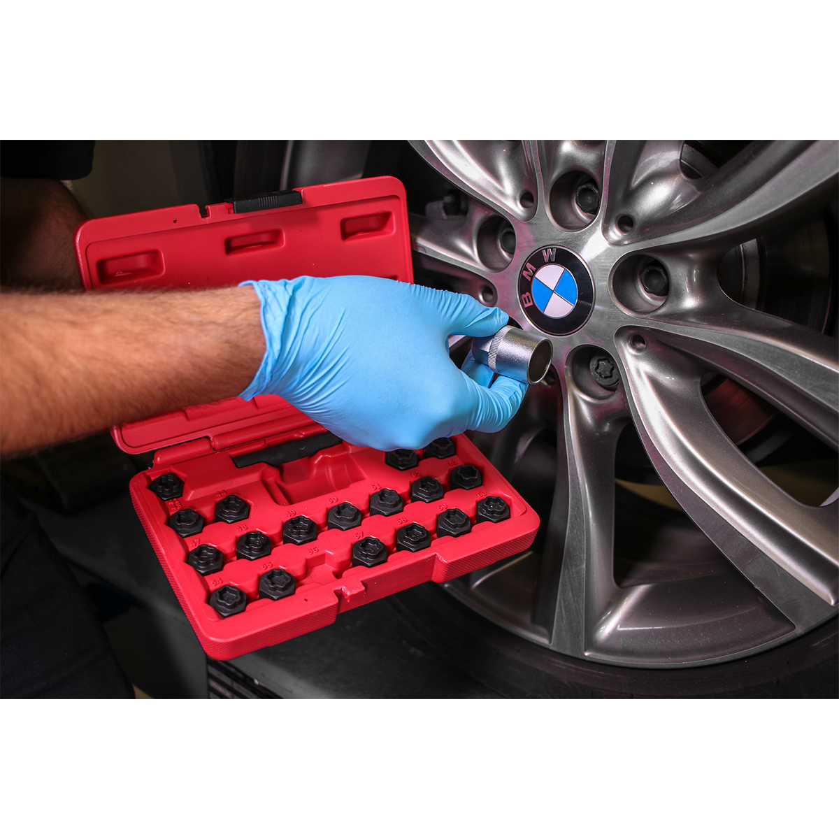 Locking Wheel Nut Key Set for BMW 22pc