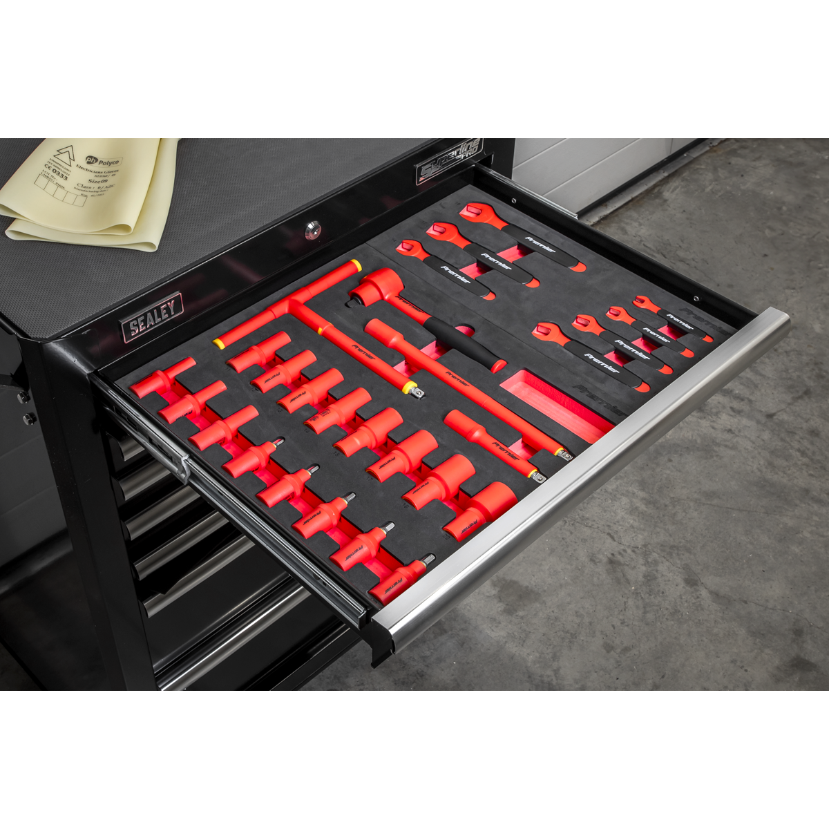 Insulated Tool Kit with 7 Drawer Rollcab 63pc