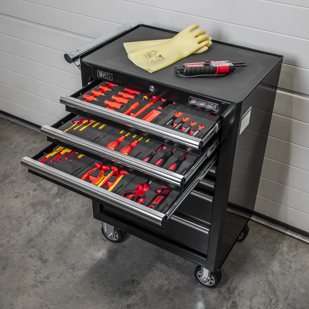 Insulated Tool Kit with 7 Drawer Rollcab 63pc