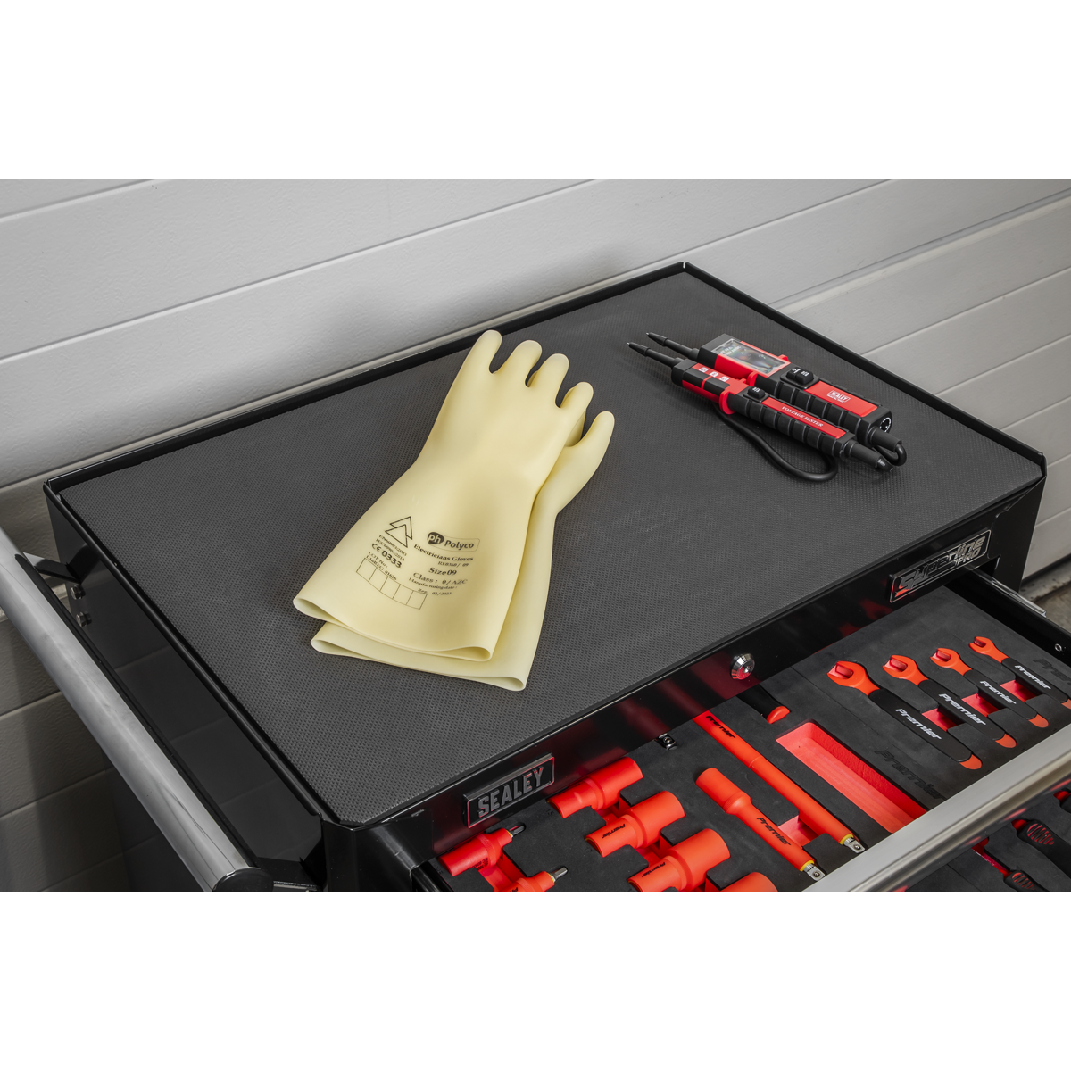 Insulated Tool Kit with 7 Drawer Rollcab 63pc