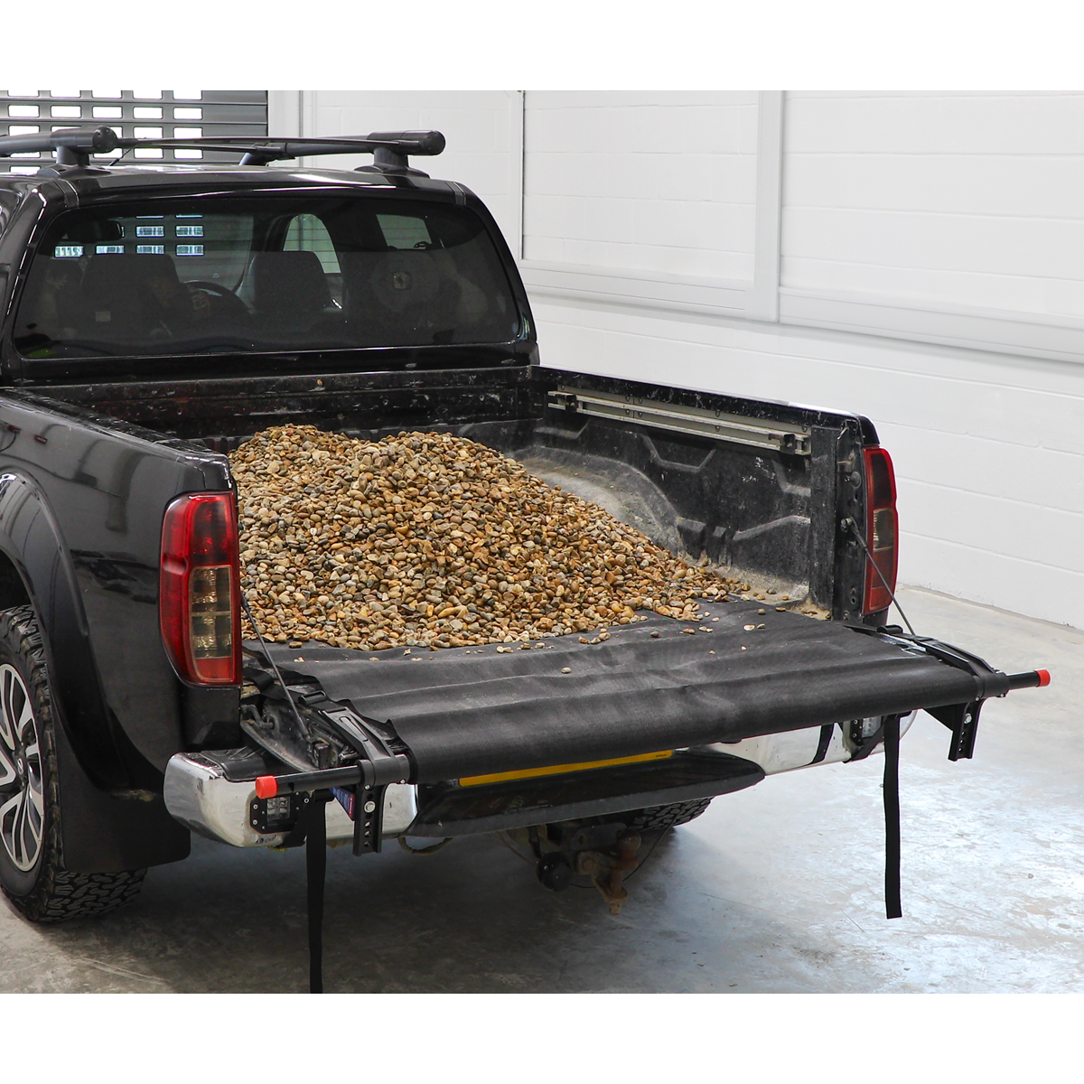Truck Bed Cargo Unloader 900kg Capacity