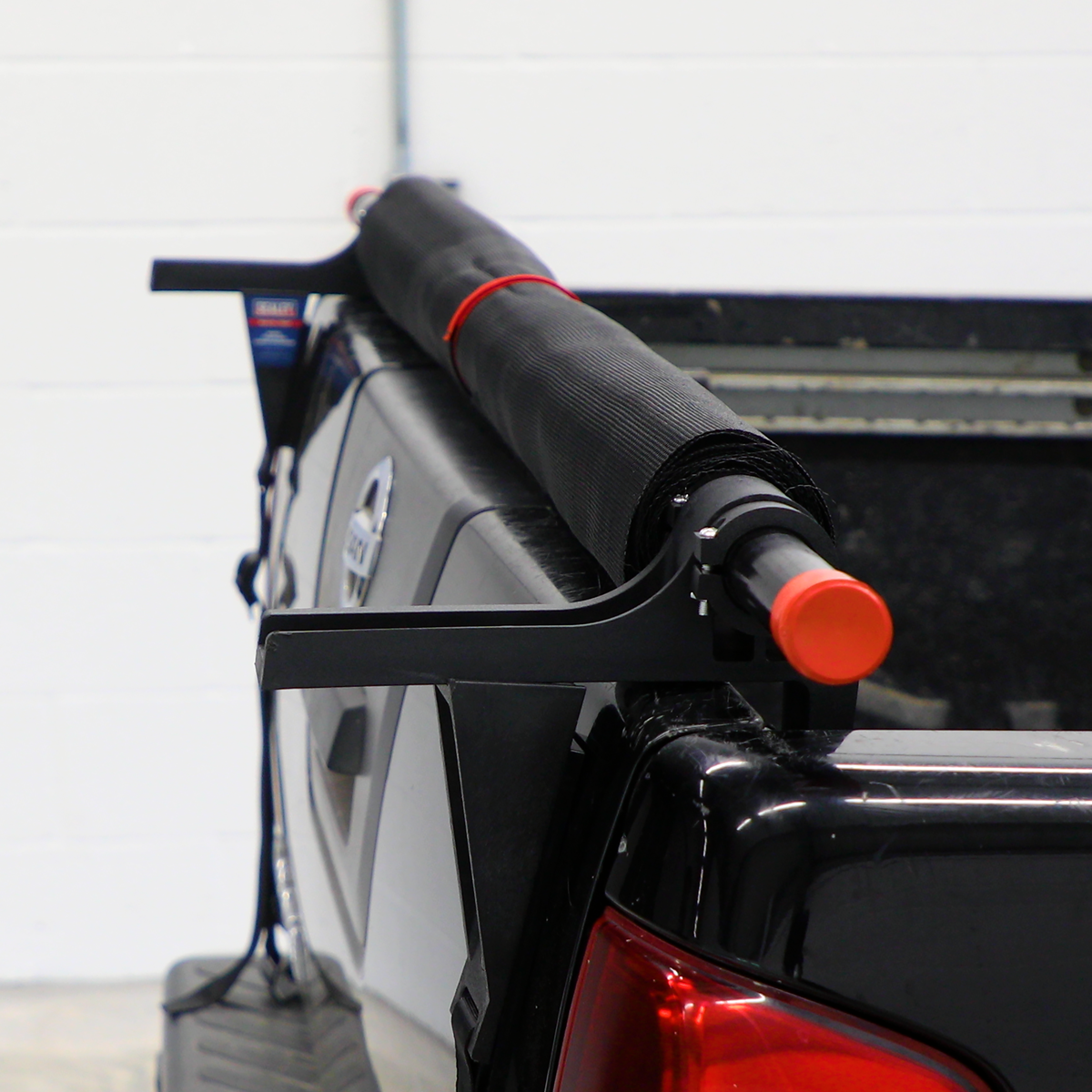Truck Bed Cargo Unloader 900kg Capacity