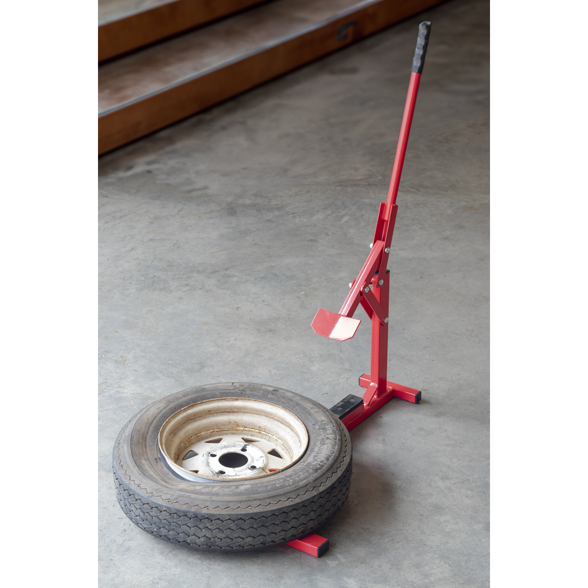 Tyre Bead Breaker