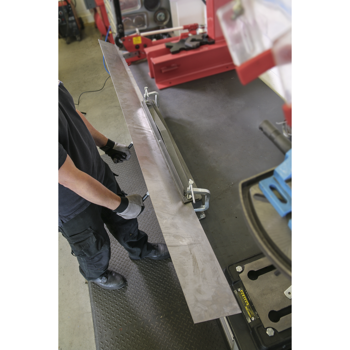 Vice/Bench Mounting Sheet Metal Folder 700mm