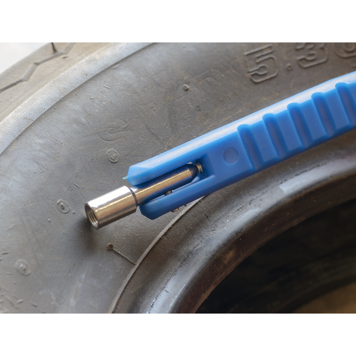 Alloy Rim Tyre Valve Installer