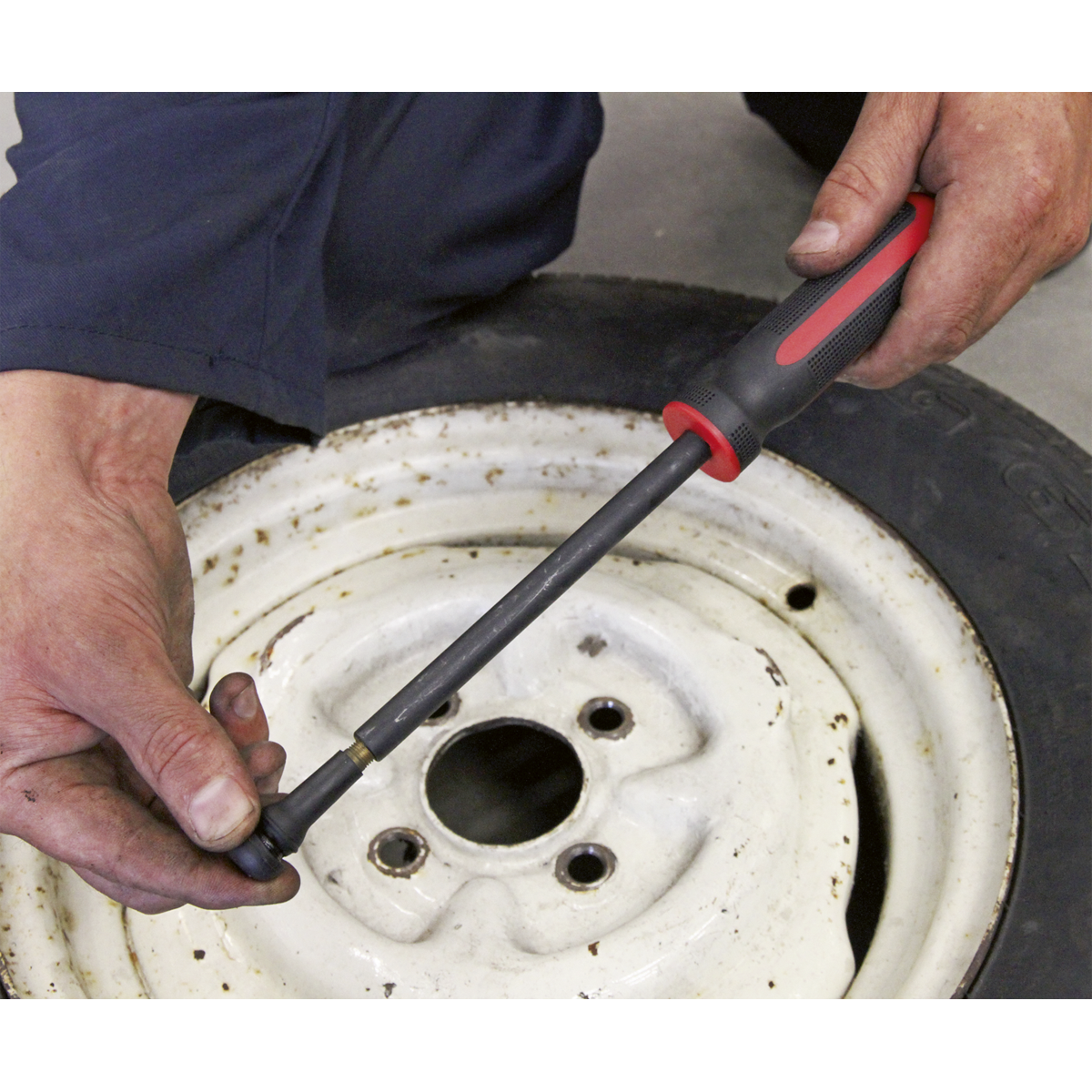 Tyre Valve Removal/Installation Tool