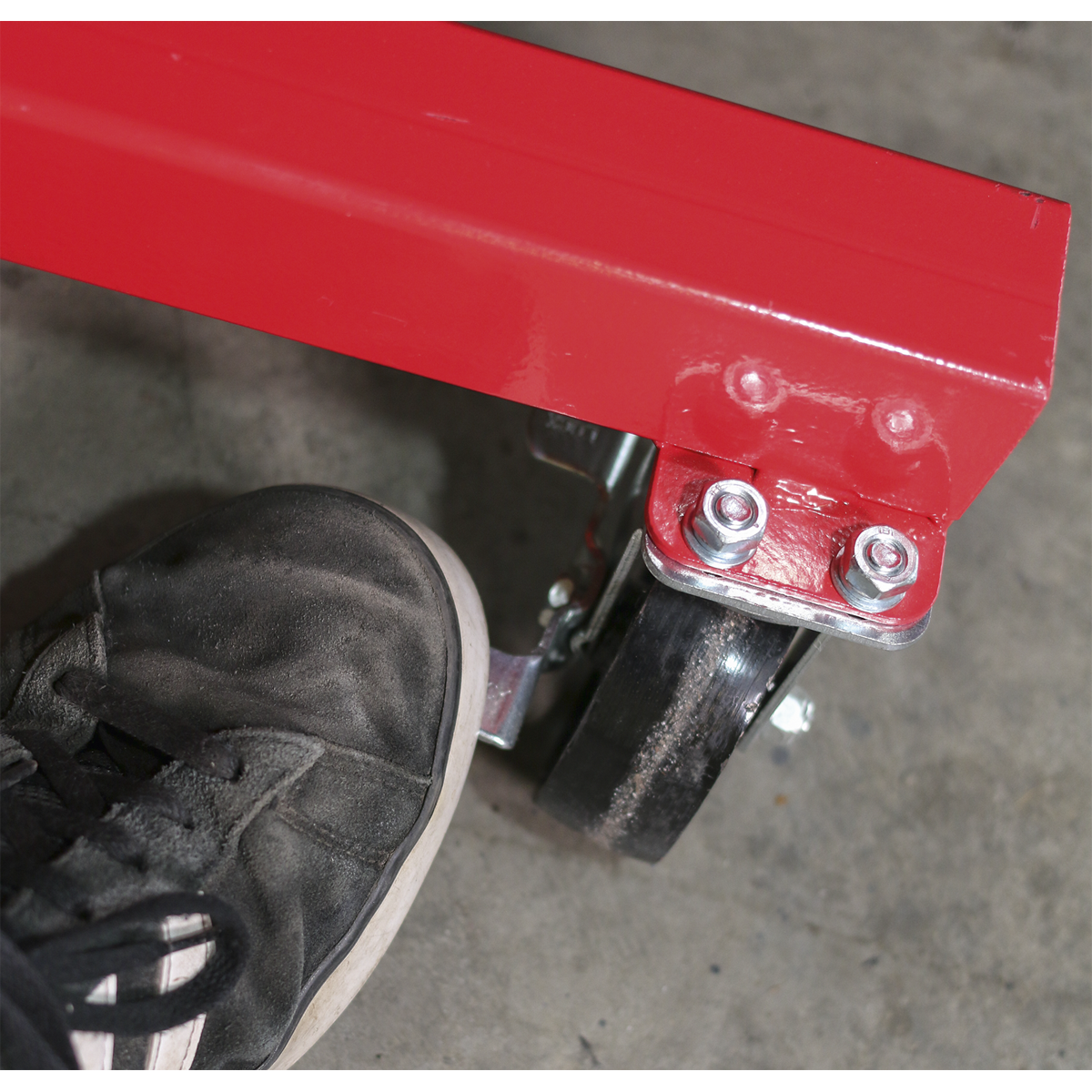 Adjustable 2-Post Vehicle Moving Dolly 900kg Capacity