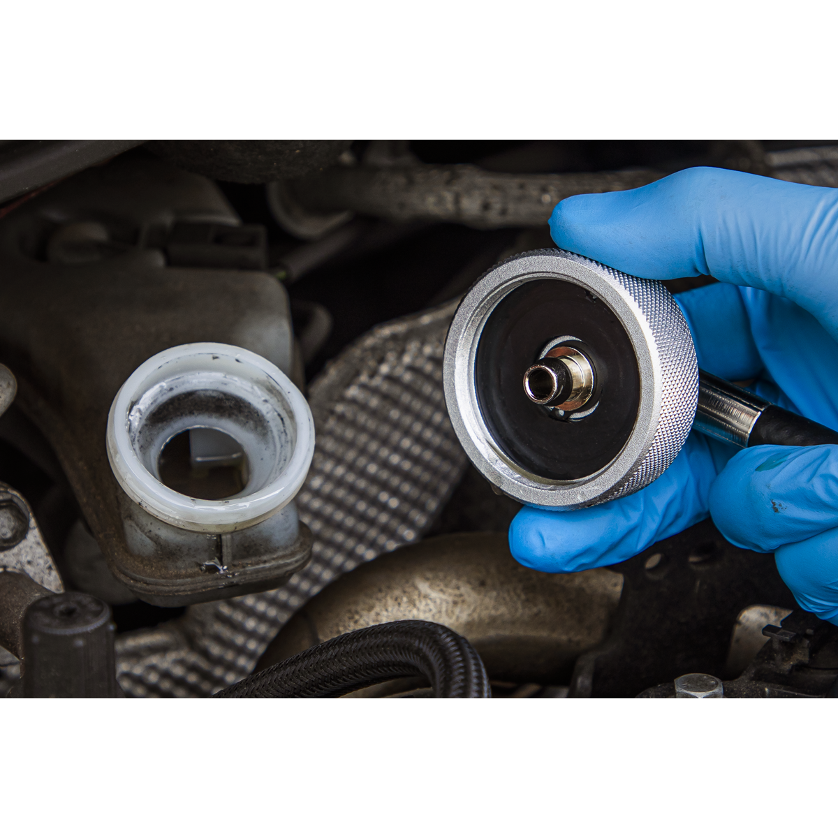 Brake Pressure Bleeder Cap 45mm & Connector With Hose 90°