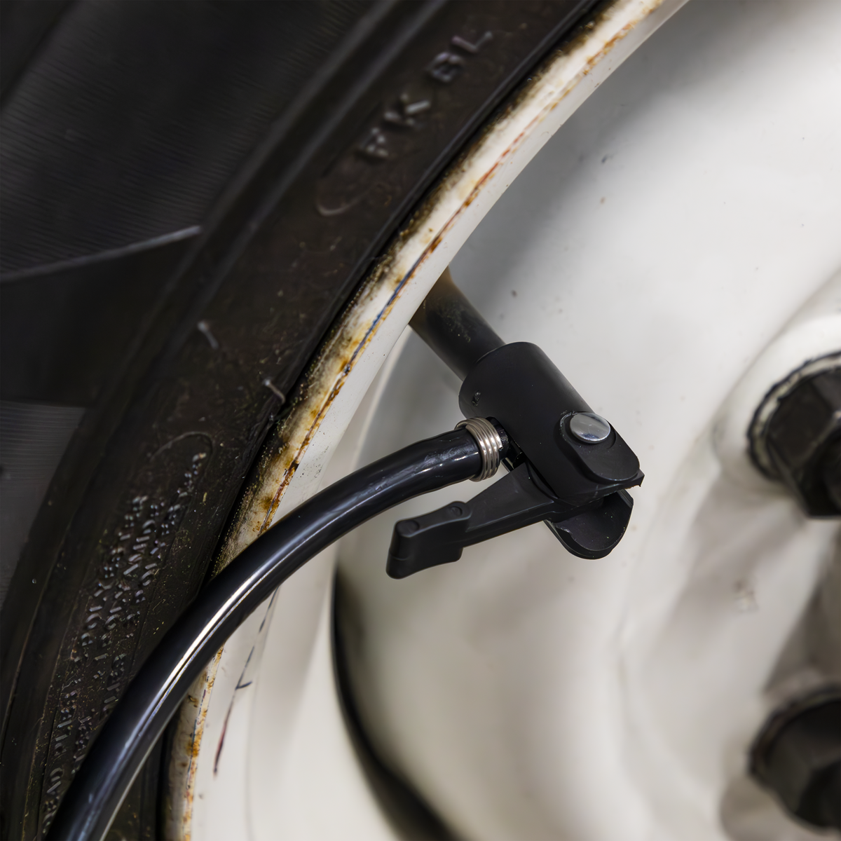 Automatic Brake & Clutch Bleeder