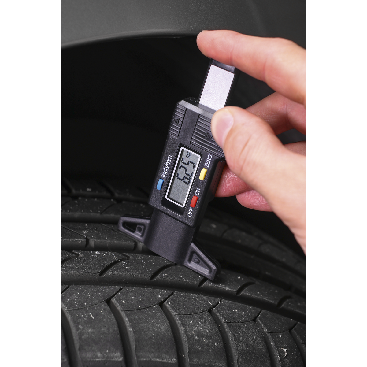 Digital Tyre Tread Depth Gauge
