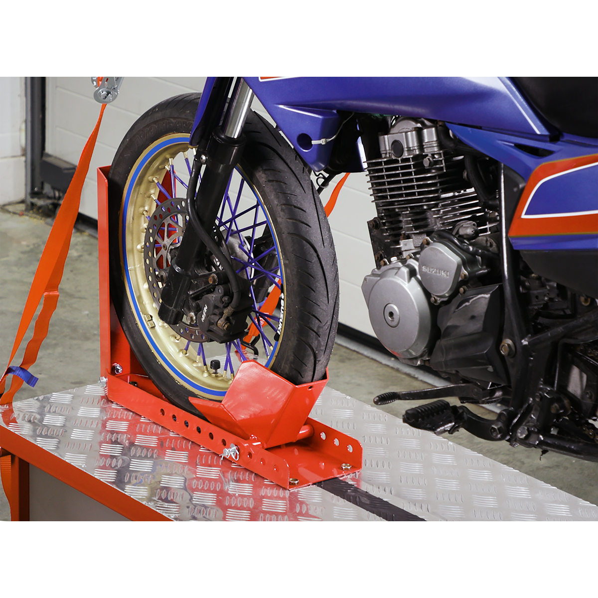Bolt Down Motorcycle Roll-in Wheel Clamp