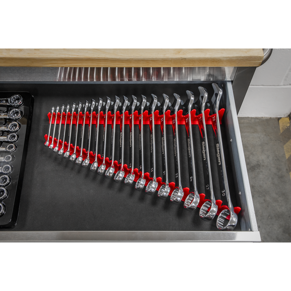 Premier Magnetic Sharks Teeth Spanner Rack 2pc